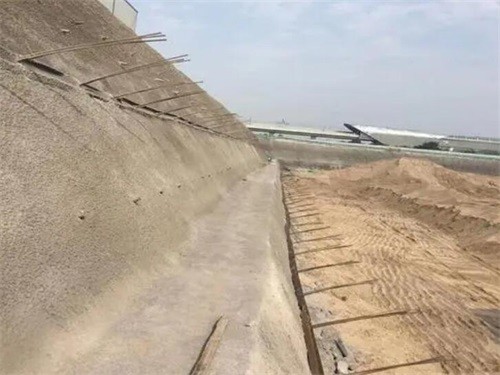 涟源河道边坡加固